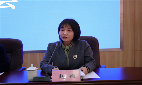 (市人社局政策法规处处长赵娴回答记者提问)我局第一时间召开专题局长